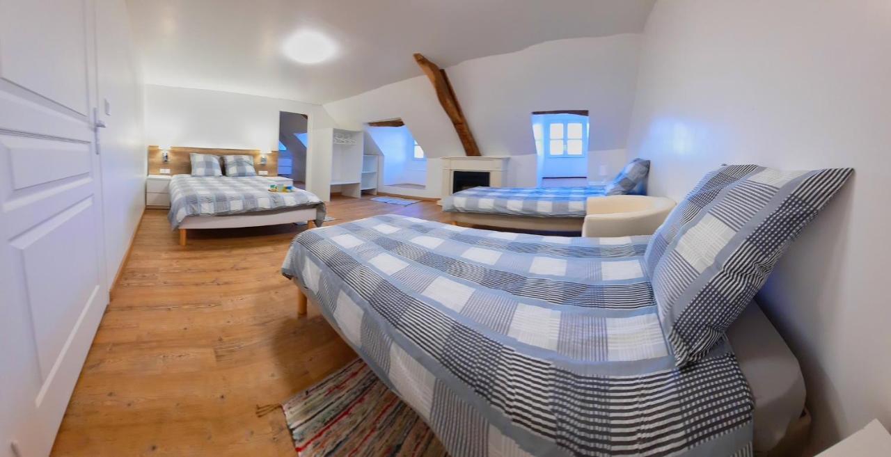 Quintin Chambres D'Hotes Du Lin מראה חיצוני תמונה